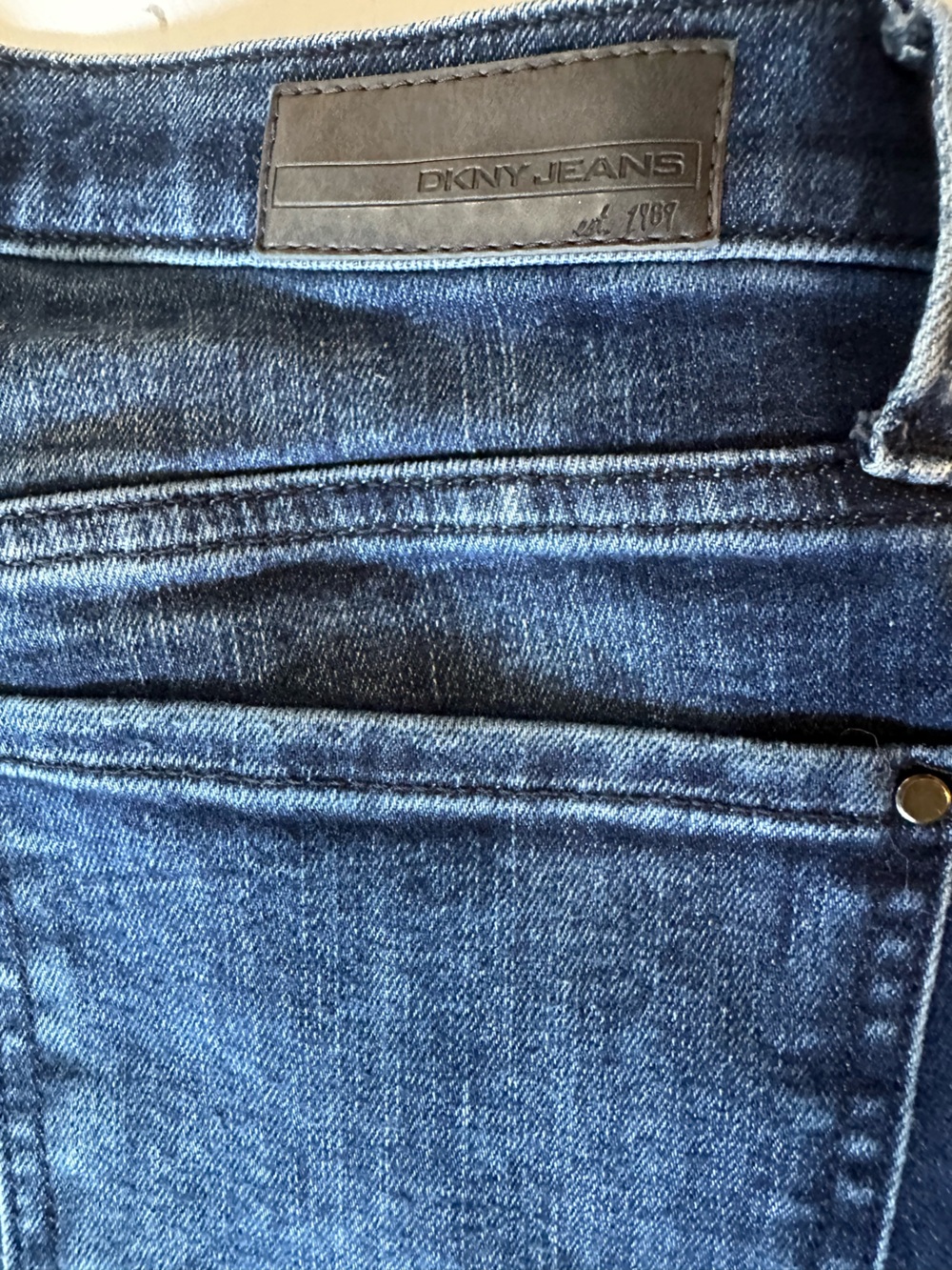 DKNY Straight Jeans - Picture 4 of 4